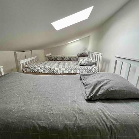 Magnifique Appartement Narbona Esterno foto