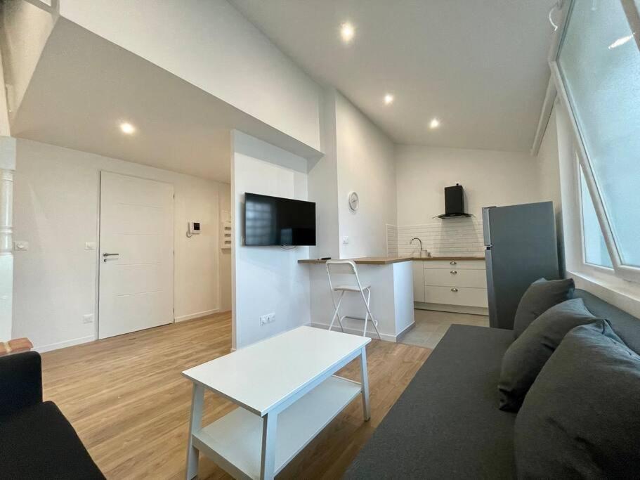 Magnifique Appartement Narbona Esterno foto